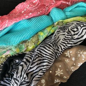 🛍2 for $10 🛍🧣Scarf Bundle of 5🧣